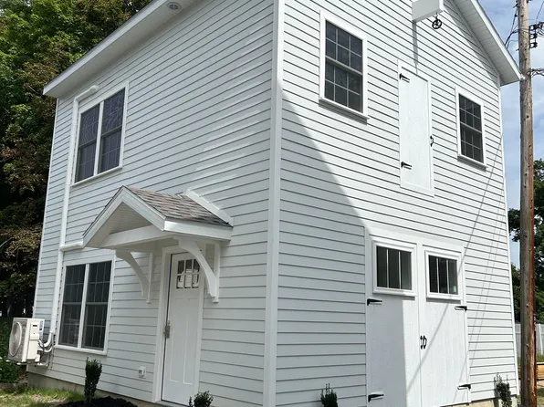 11 E High St, Ballston Spa, NY 12020