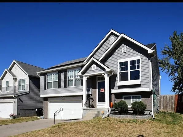 19354 V St, Omaha, NE 68135