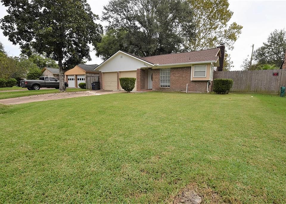 1st image of 3205 Mariner Dr