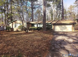 1801 Tudor Ln, Petersburg, VA 23805