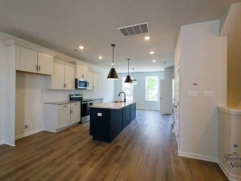 13819 Riverlight Dr — Photo 2