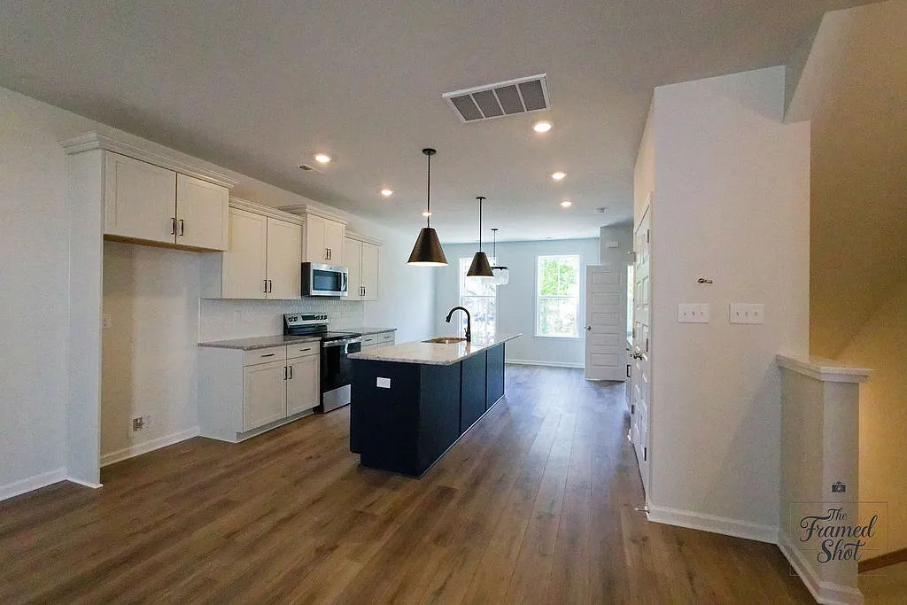 Building Photo - 13819 Riverlight Dr