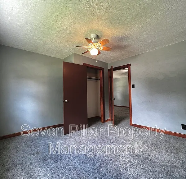 504 Martin St — Photo 7