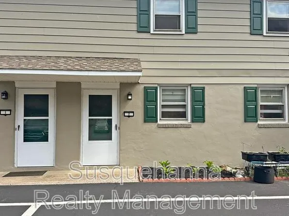 2 Arwin Dr APT 2, Hummelstown, PA 17036
