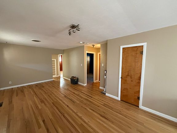 4th image of 1535 N 20th St