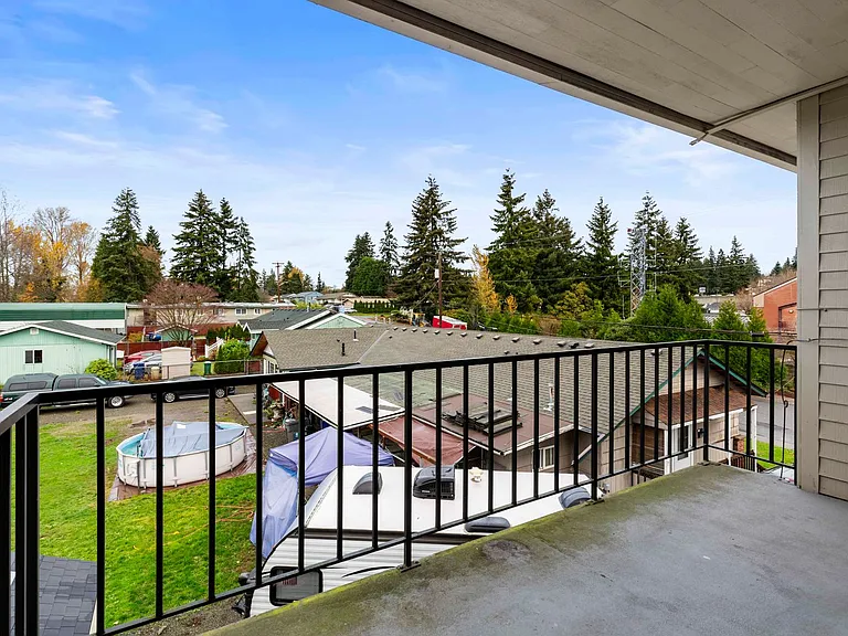 Heather Apartments — Photo 13