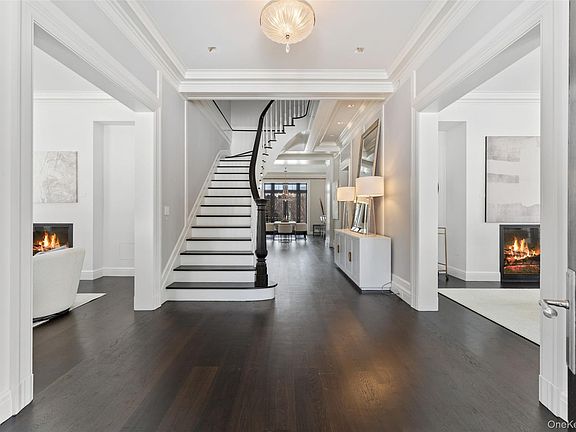 4th image of 16 Taylor Road