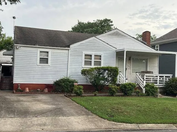 2721 Thornton Cir SW, Huntsville, AL 35801