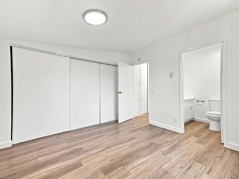 220 E Yucca St #24 — Photo 23