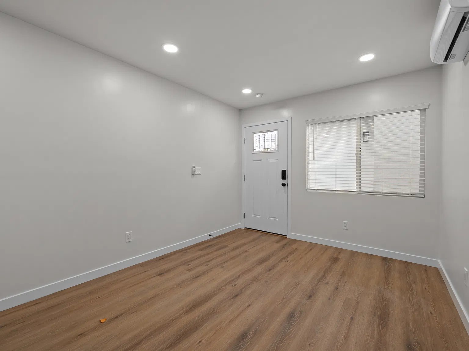 1 bed, 450 sqft, $2,095 — Photo 4