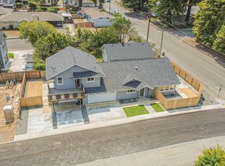 1824 Carson St, Eureka, CA 95501