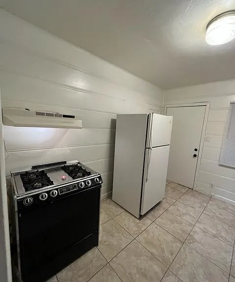 4285 1/2 Mobley Ave — Photo 7