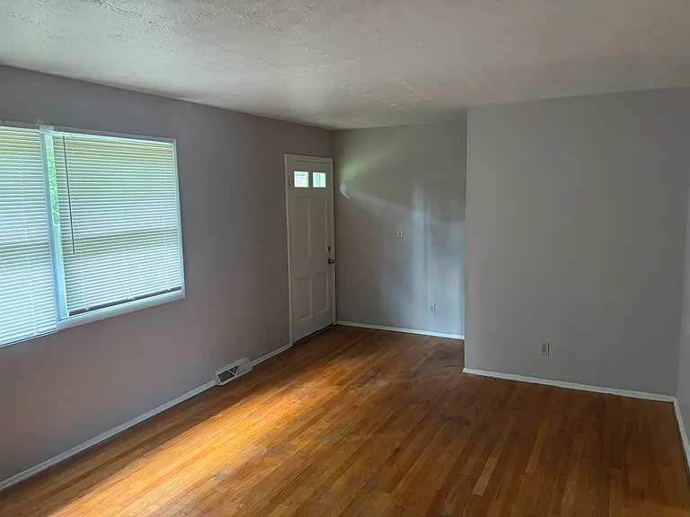 2160 Thurmont Rd #2 — Photo 6