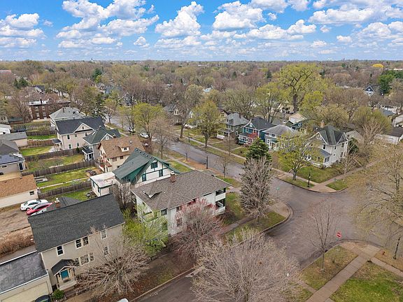 5th image of 2017 Laurel Ave