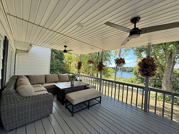 5th image of 85 E Lakeview Dr