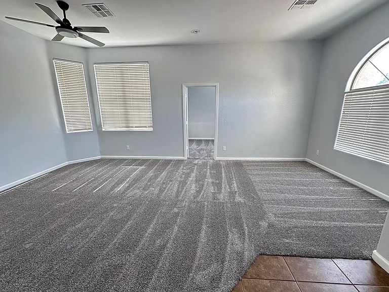 791 E Powell Way — Photo 6