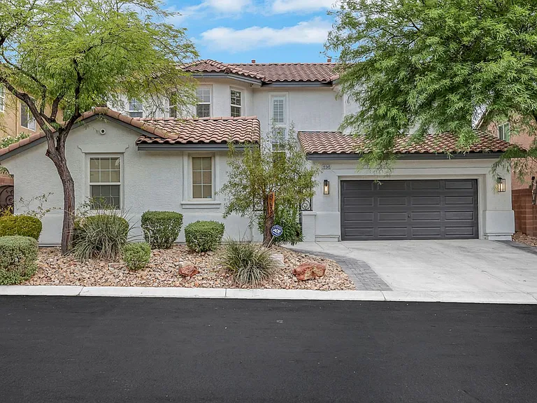 10345 Grizzly Creek St — Photo 1