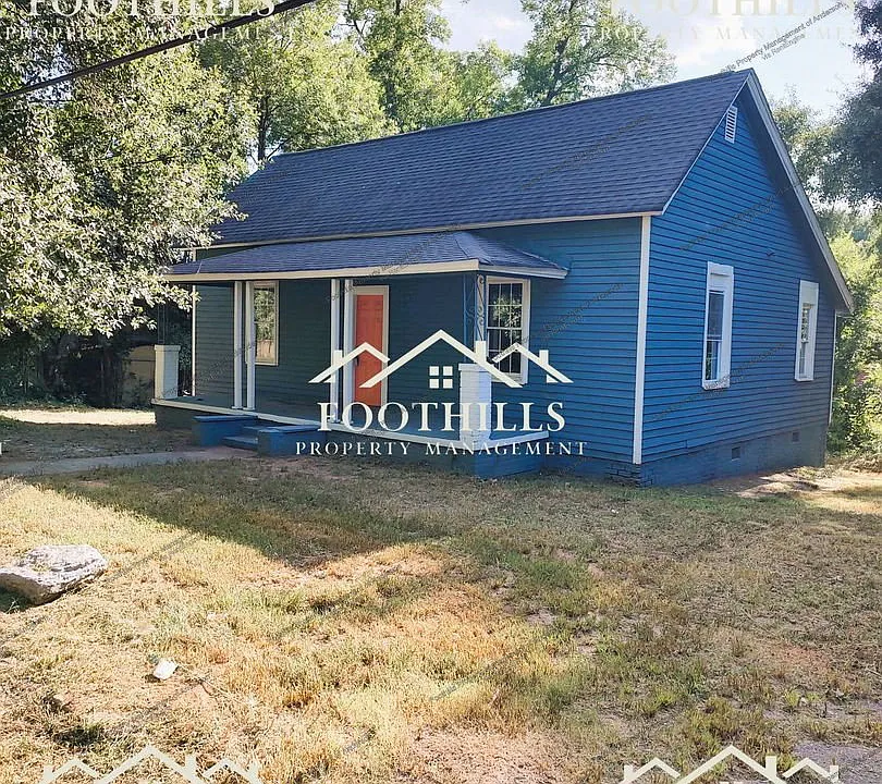 6 N Hammett St