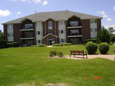 13109 Forest Ridge Dr APT 1A, Palos Heights, IL, 60463