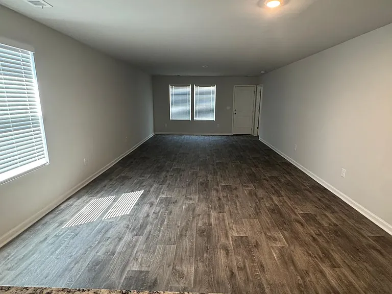 470 Ladyfish Loop — Photo 6