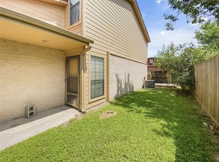 1207 Dennis Ave, Angleton, TX 77515