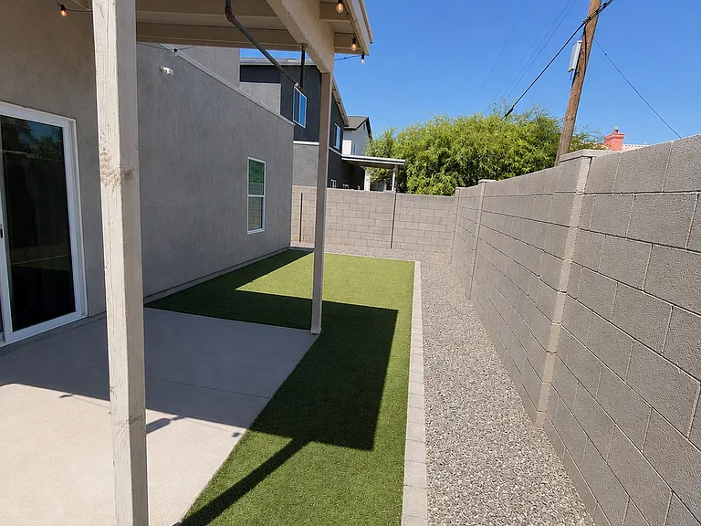 1014 E Odeum Ln — Photo 20
