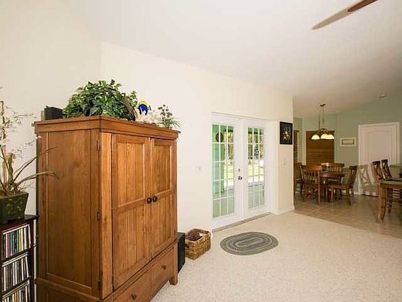 2nd image of 7070 Orchid Tree Dr
