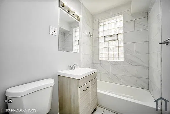 8524 S Oglesby Ave #1 — Photo 9