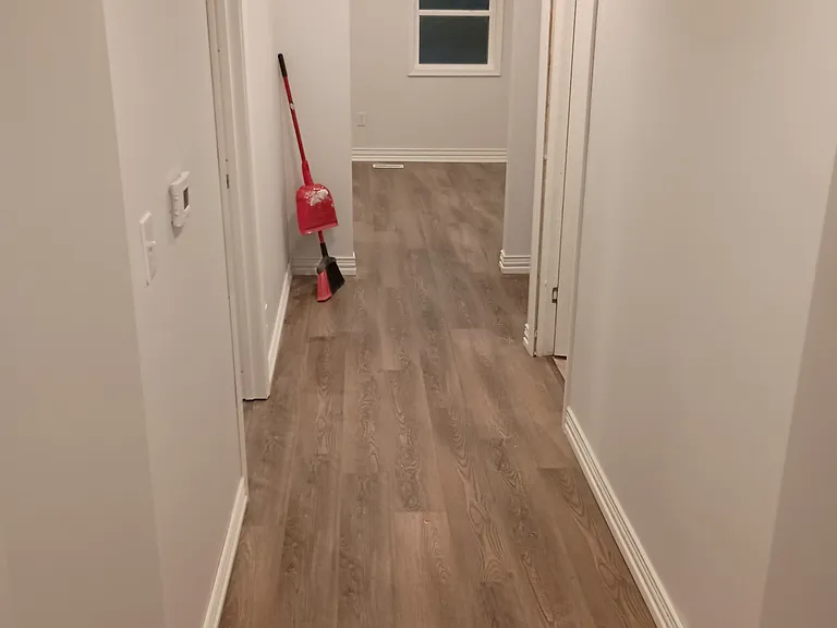 708 Bank St #1 — Photo 10