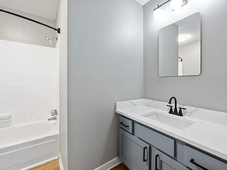 The Kenzie Apartment Homes — Photo 43