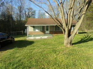 1625 Lark Dr, Chatham, VA 24531