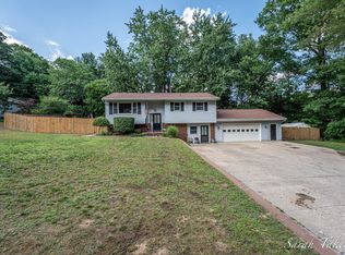 3860 E Pontaluna Rd, Fruitport, MI 49415