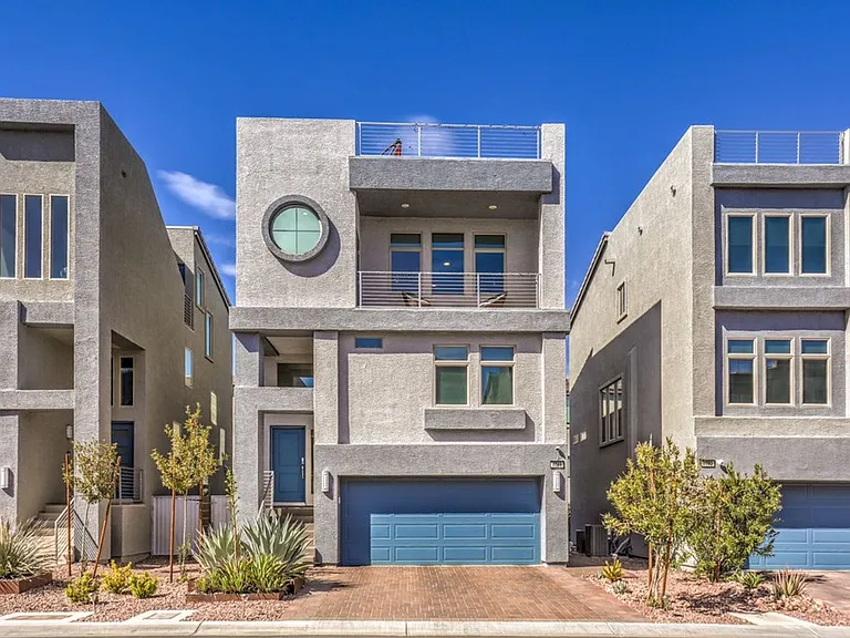 8086 Misty Canyon Ave — Photo 1