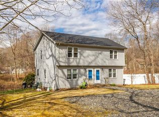 90 Laurelwood Dr, Niantic, CT 06357