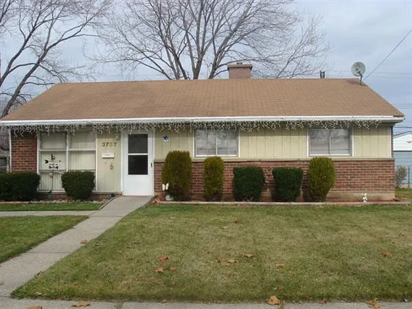3737 Michael Ave photo 1