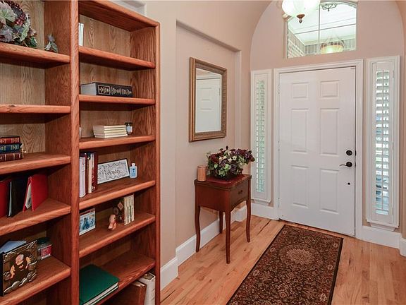 4th image of 7109 Mira Vista Dr