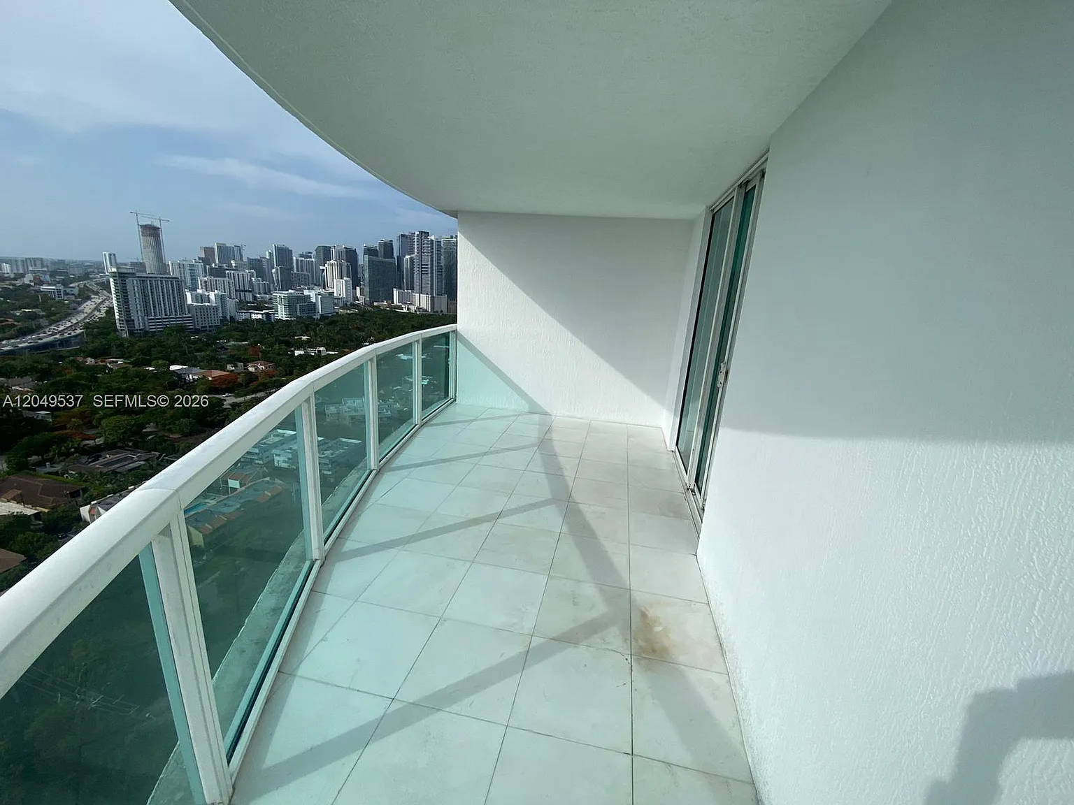 Skyline On Brickell Condo — Photo 2
