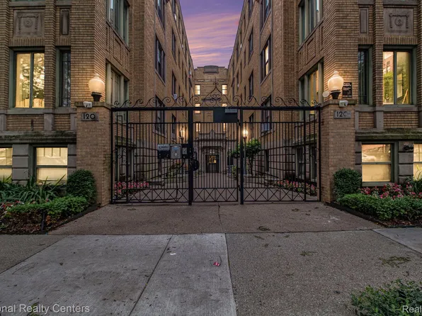 120 Seward St APT 403, Detroit, MI 48202