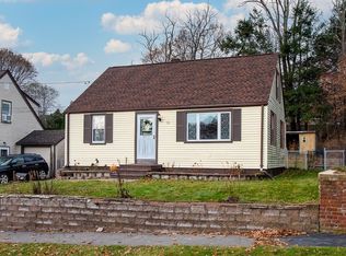 58 Henshaw St, Worcester, MA 01603