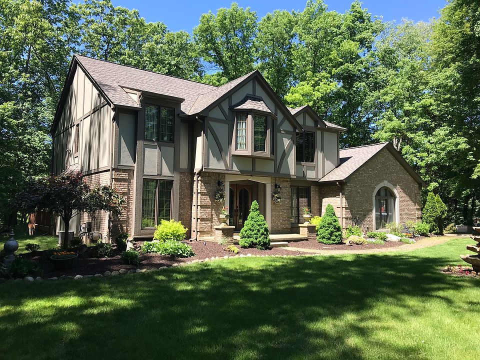 1st image of 736 Old Milford Farms