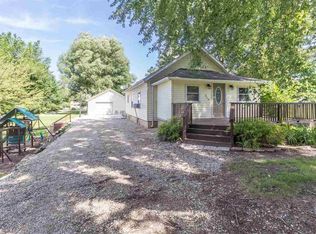 216 1st St, Munith, MI 49259