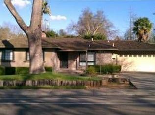 4852 Crestview Dr, Carmichael, CA