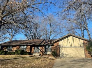 5647 S Terry Ave, Springfield, MO 65810