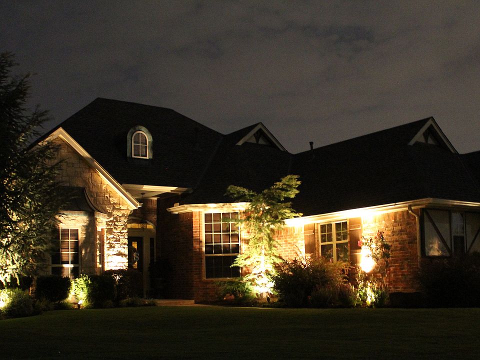 2nd image of 425 Meadow Run Ct