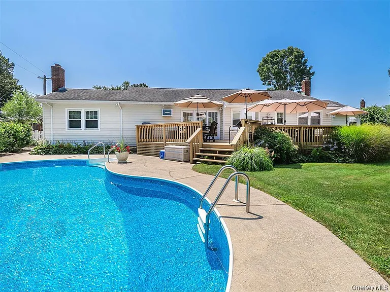 14 Harbor Ln — Photo 4