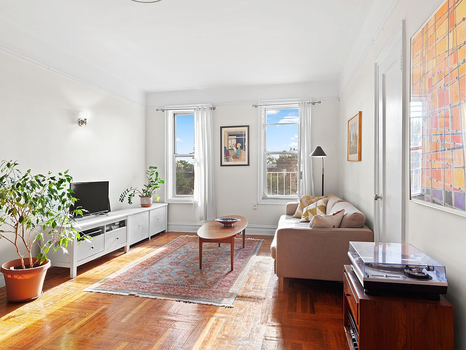 1st image of 451 Clinton Ave APT 3E