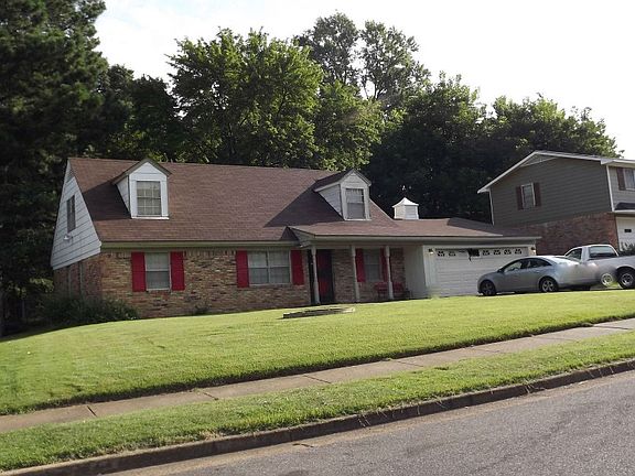 3rd image of 4888 Cromwell Ave