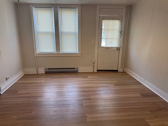 3rd image of 420 N Partridge St