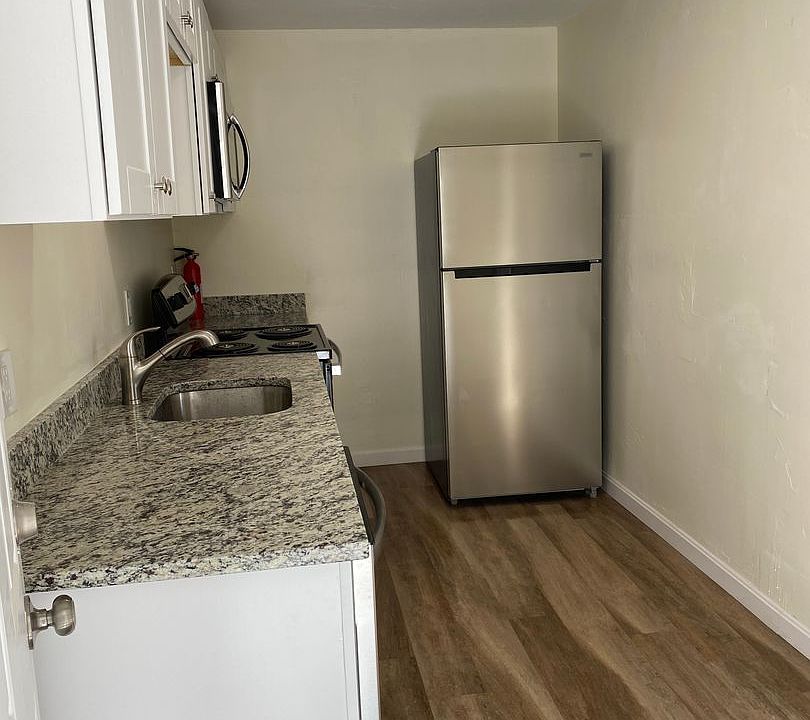 Dairy Road Apartments 15 Dairy Rd Lancaster MA Zillow