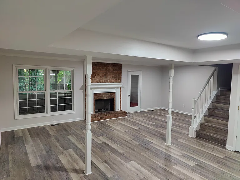 715 Twin Brooks Ct — Photo 12